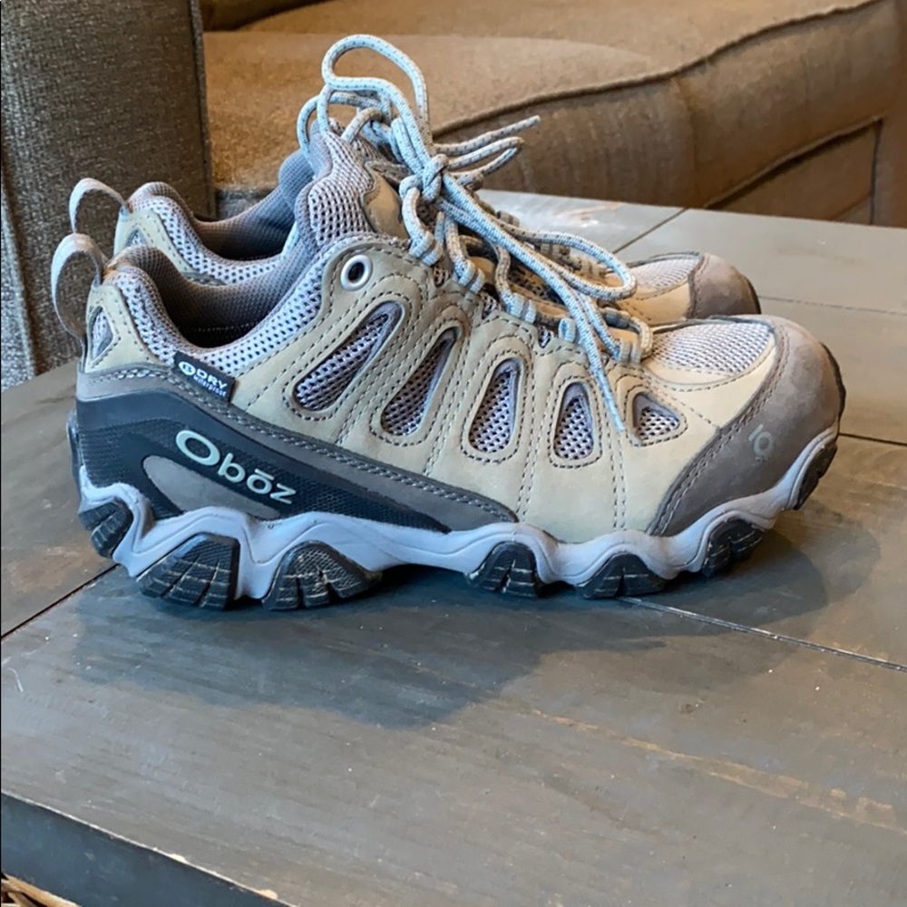 Oboz Sawtooth II hiking sneakers